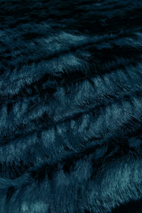 PISOLO tummanturkoosi