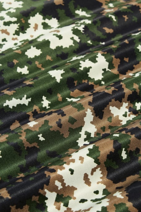 WINTER WOODLANDS M05 tummanvihreä