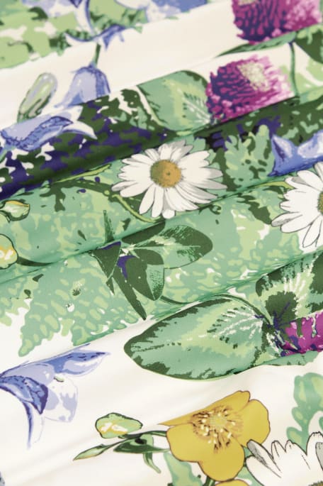 JUHANNUSSEPPELE kirjava