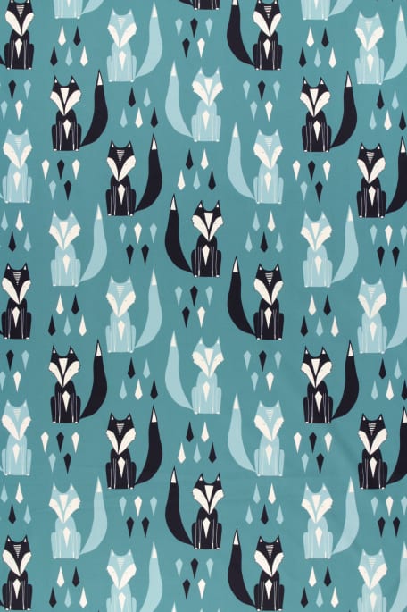 KAARLO tummanturkoosi