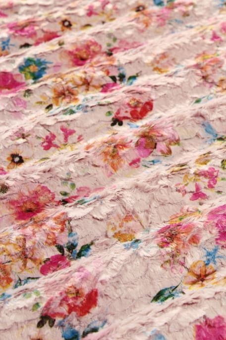 APRICOT vaaleanpunainen