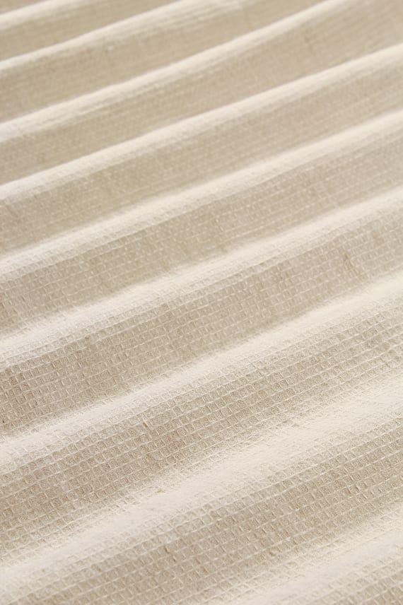 PELLAVAVOHVELI pellava