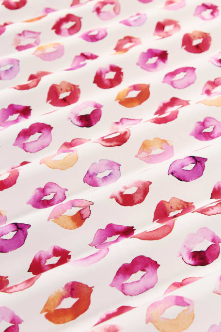 LENTOSUUKOT valkoinen