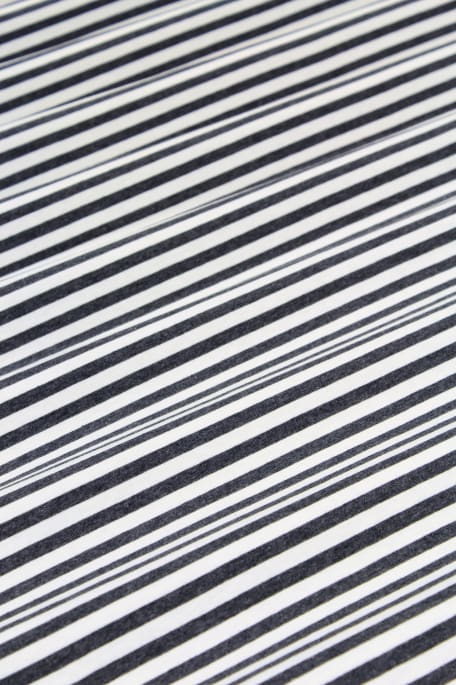 MELEERATTU RAITA tummaharmaa