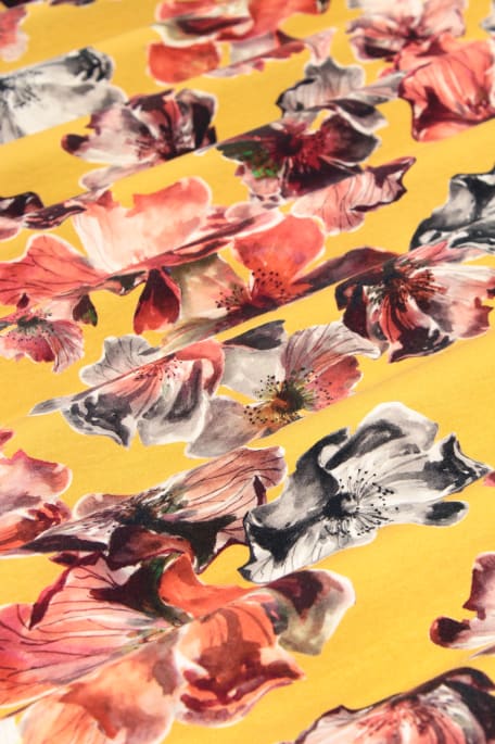 ALICE tummakeltainen