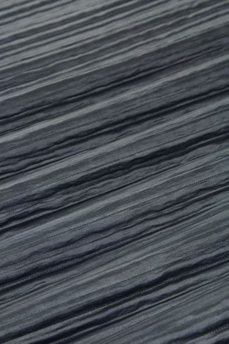 SKIN -tikki tummanvihreä