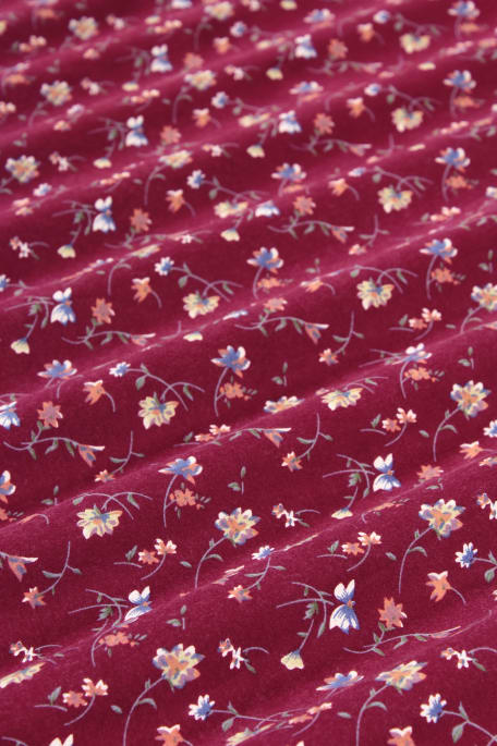 TAYLOR tummanpunainen