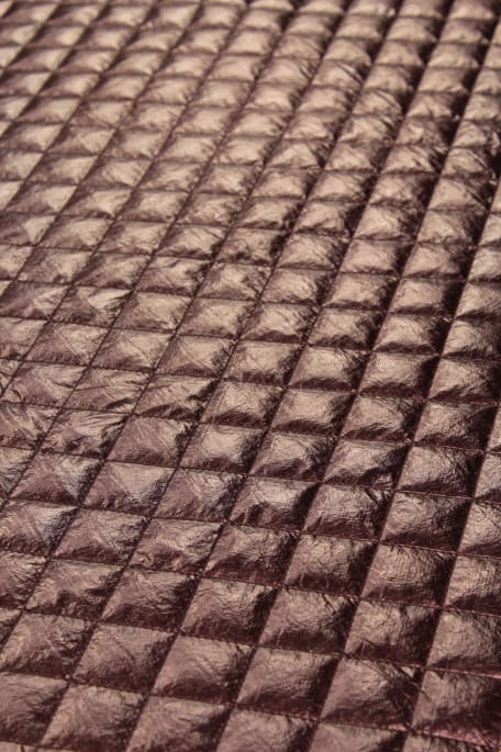 STEPPED DIAMOND viininpunainen