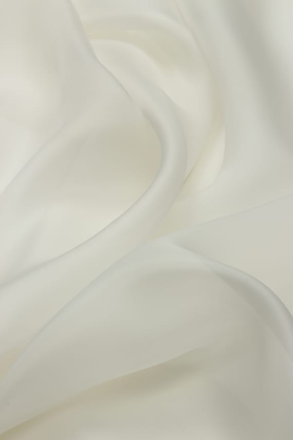 DORIS -silkkiorganza luonnonvalkoinen