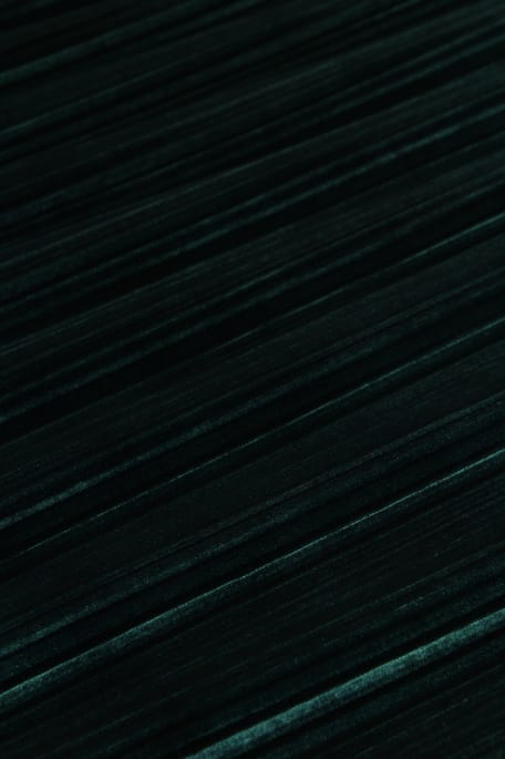 EVELIN tummanturkoosi