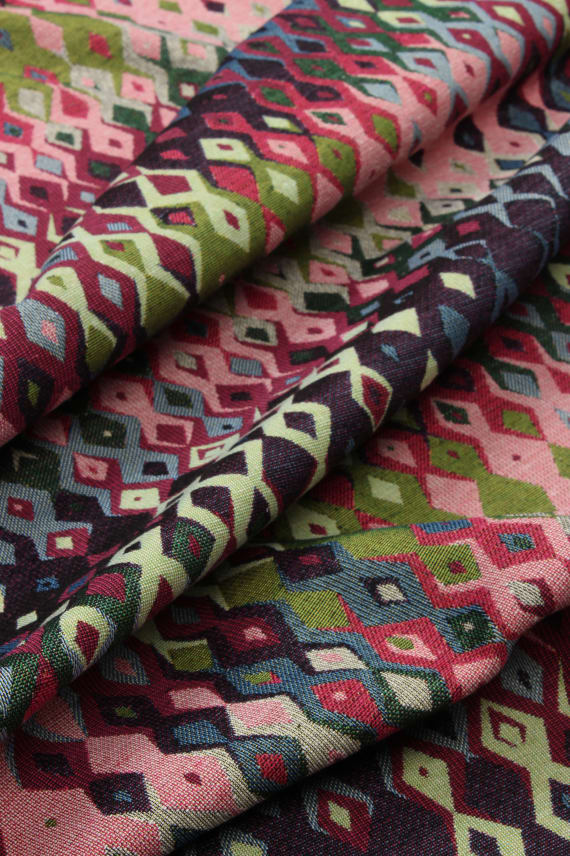 TRIGON -gobeliini lila