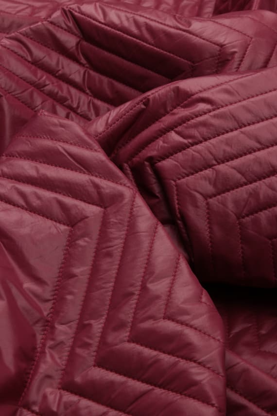 ZIG ZAG TIKKI tummanpunainen