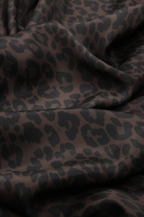 LEOPARDI tummanruskea