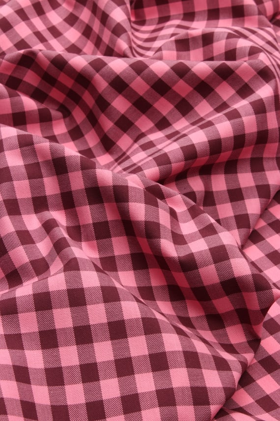 RUUTU PINK aniliininpunainen