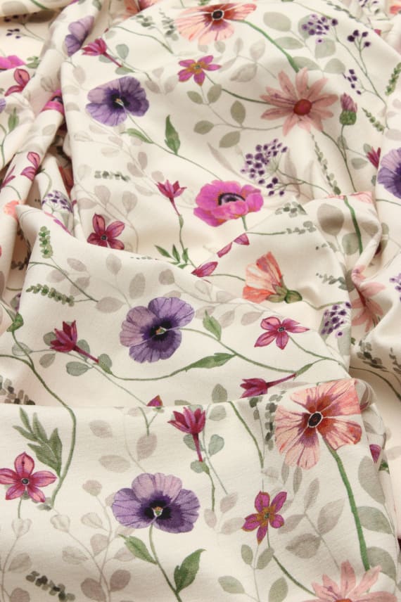 NIITTYKUKAT -trikoo luonnonvalkoinen