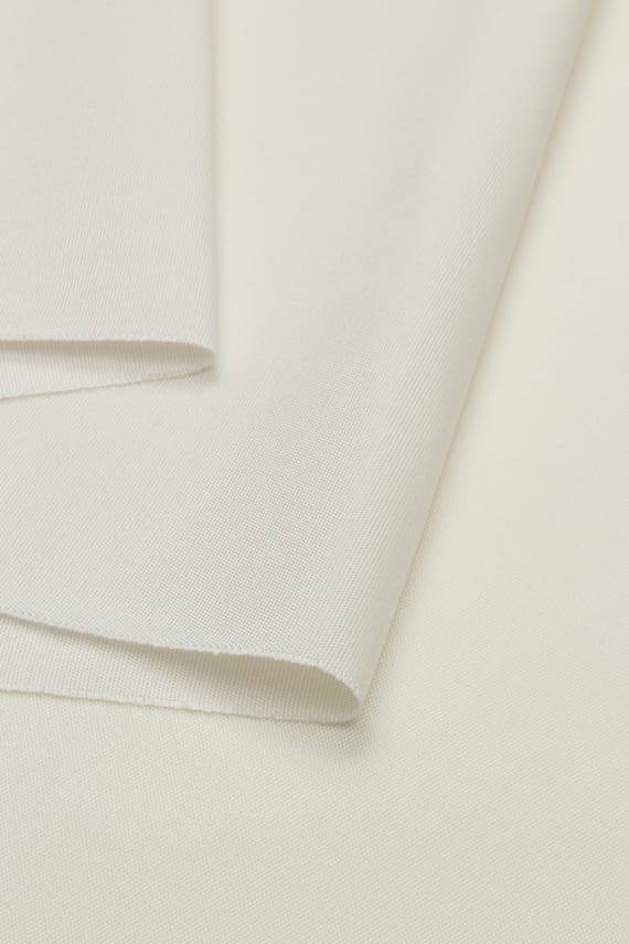 SB PLAY luonnonvalkoinen