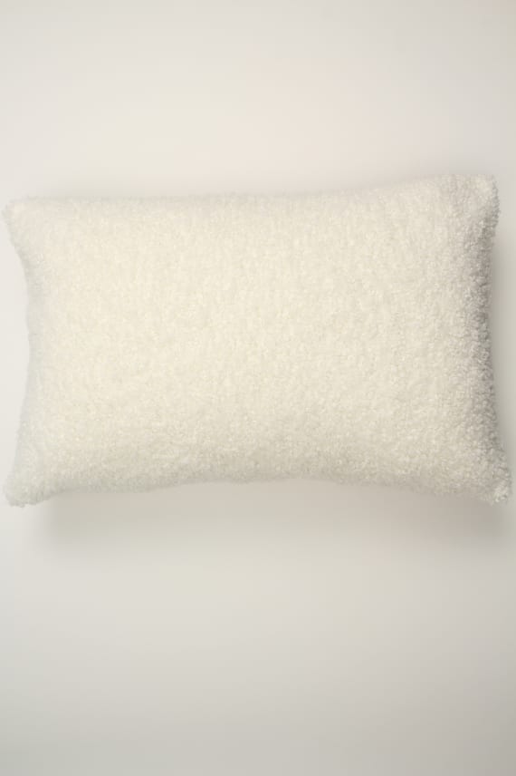 ISO HALI -tyynynpäällinen valkoinen