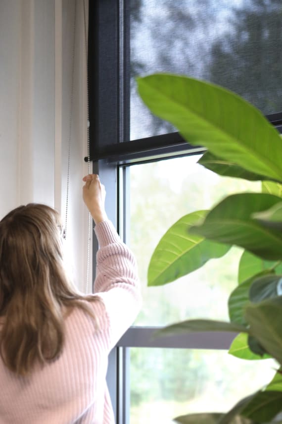 HR8 EXK ALUSCREEN 3%  230/240CM musta