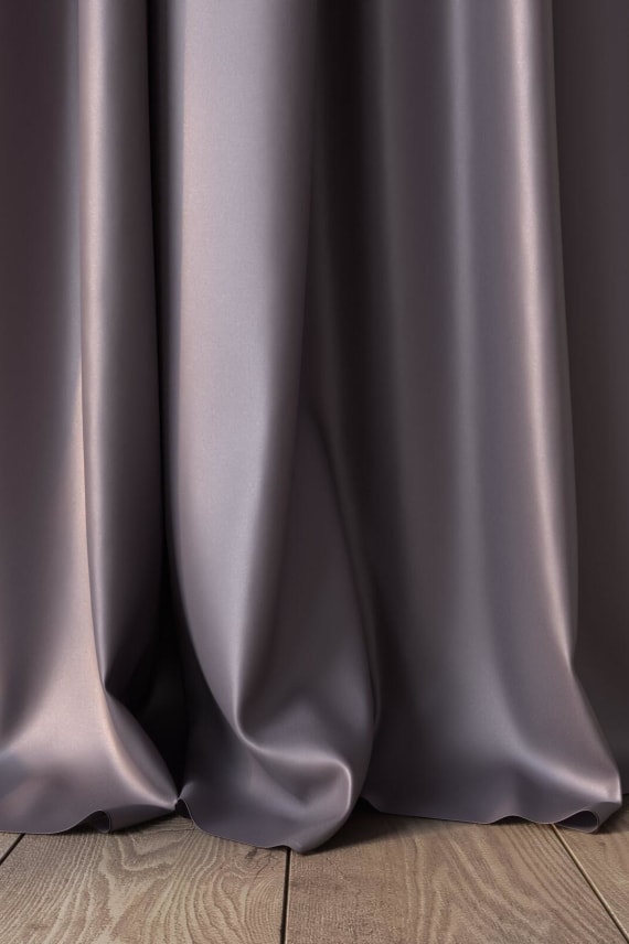 SLEEK -satiini vaalealila