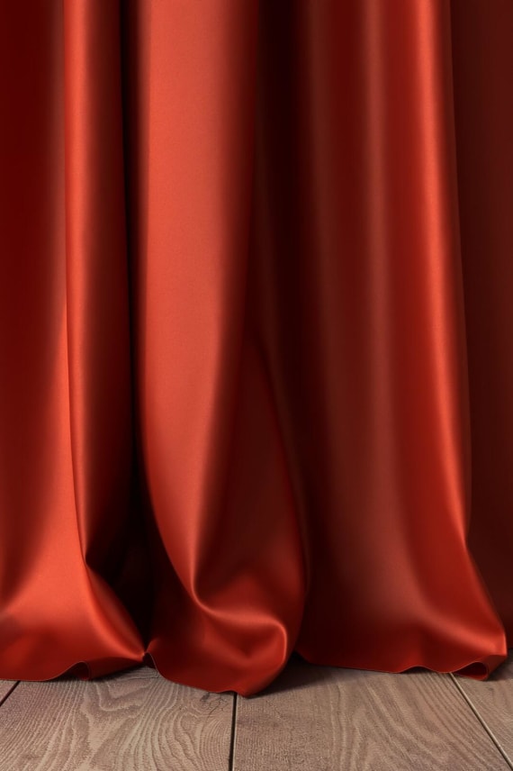 SLEEK -satiini punainen