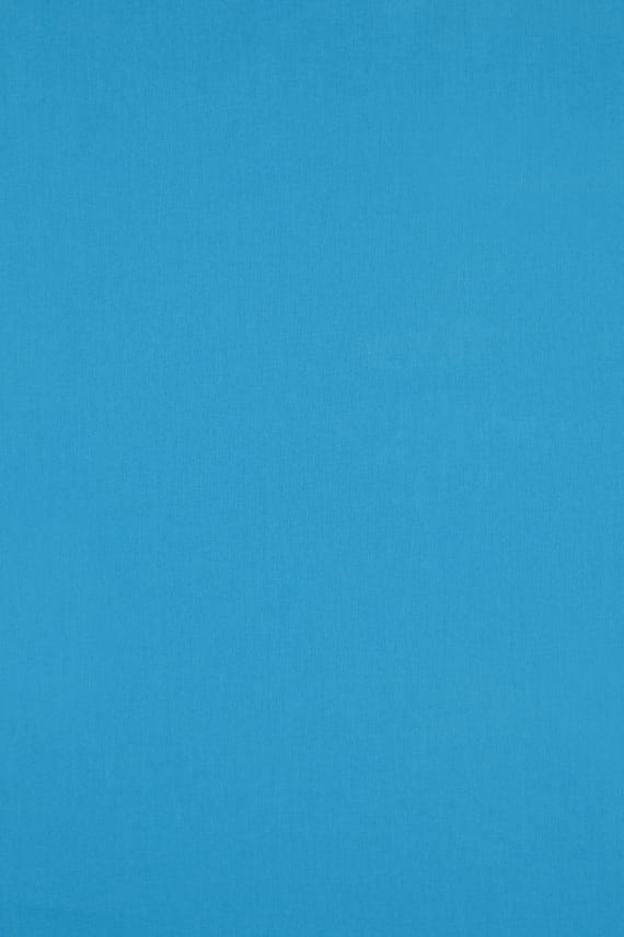 PLAIN turkoosi