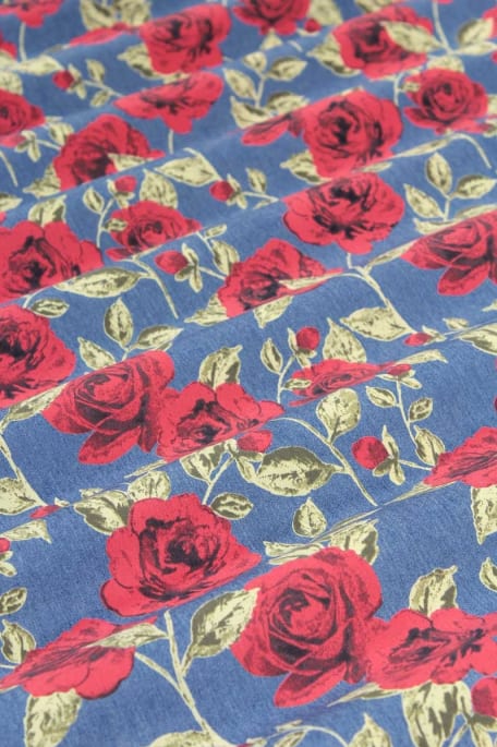 ROSES ON JEANS punainen