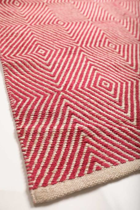 SUUNTA -matto 160x240 cm punainen