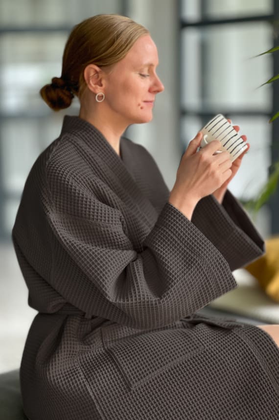 KYLPYTAKKI HANKO XL/XXL tummaharmaa